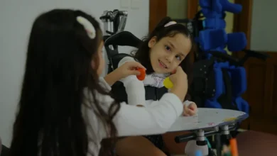 Serebral Palsili Masal ve İkiz Kardeşi Kumsalın Örnek Dayanışması
