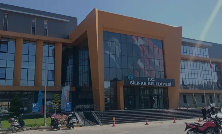 Silifke Belediyesine yönelik yeni operasyonda 7 kişi gözaltına alındı